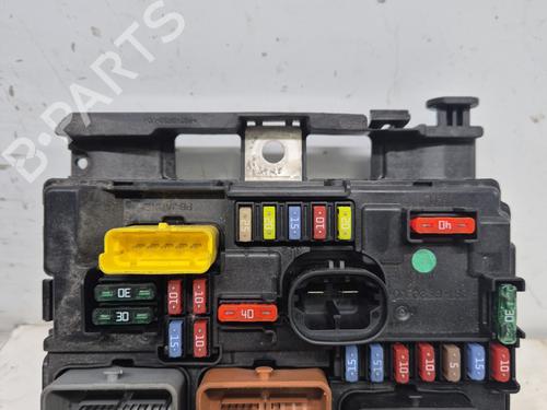 Used Fuse box Fuse box CITROËN C3 I (FC_, FN_) [2002-2013] 33477079 33477079