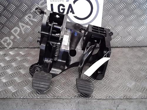 Used Pedal RENAULT TRAFIC III Van (FG_) 2.0 dCi 120 (FGMN) (120 hp) 14559730