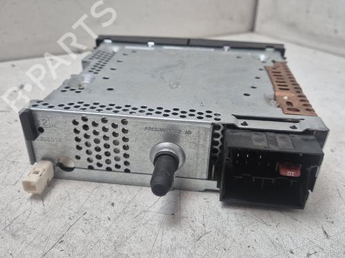 Used Radio Radio 39212519 39212519