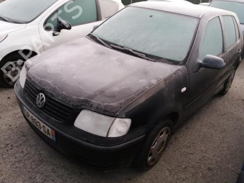 Brugte VW POLO IV Saloon (9A4, 9A2, 9N2, 9A6) 1.4 TDI (75 hp) 1479168