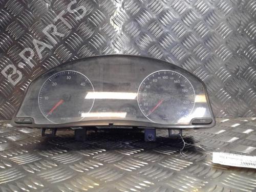 Used Instrument cluster VW GOLF V (1K1) [2003-2010]  13867095