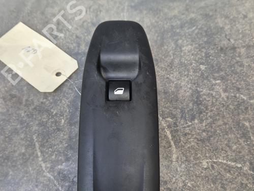 Used Right front window switch PEUGEOT 208 I (CA_, CC_) 1.6 HDi (92 hp) 30163821