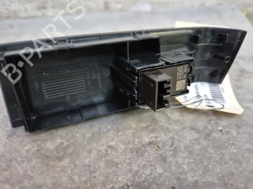 Right front window switch SKODA FABIA III (NJ3) 1.2 TSI | BP29758393I26