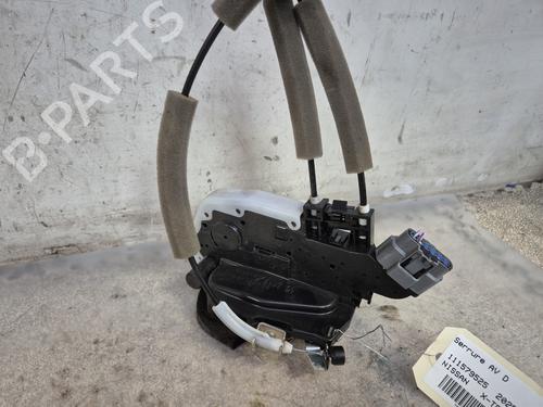 Used Front right lock NISSAN X-TRAIL III (T32_, T32R, T32RR) 1.6 dCi (T32) (130 hp) 28613282