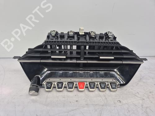 Used Climate control Climate control PEUGEOT 208 II (UB_, UP_, UW_, UJ_) 1.2 PureTech 100 (101 hp) 31366597 31366597