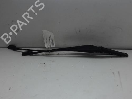 Used Front windshield wiper arm FORD FIESTA VI (CB1, CCN) 1.4 TDCi (70 hp) 14570247