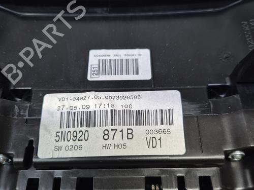 Instrument cluster VW TIGUAN (5N_) 2.0 TDI | BP29739383C47