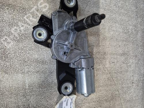 Used Rear wiper motor FORD FOCUS III Saloon [2010-2020]  27580688