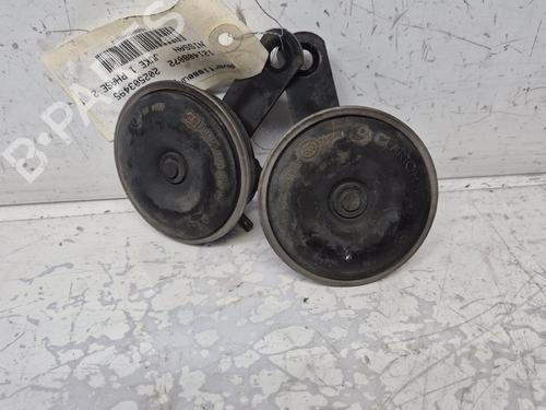 horn-nissan-juke-f15-2010-2011-2012-2013-2014-2015-2016-2017-2018-2019-36310153 main image