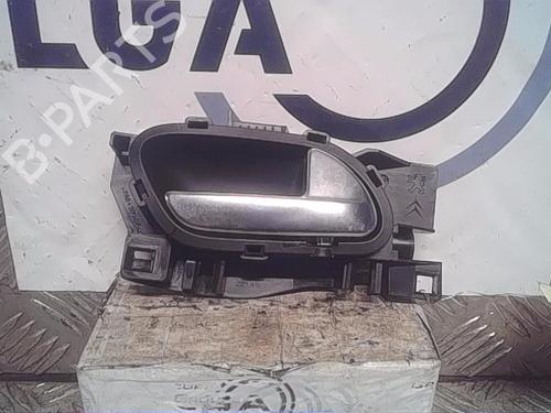 Used Rear right interior door handle PEUGEOT 208 I (CA_, CC_) 1.2 THP 110 (110 hp) 13856982