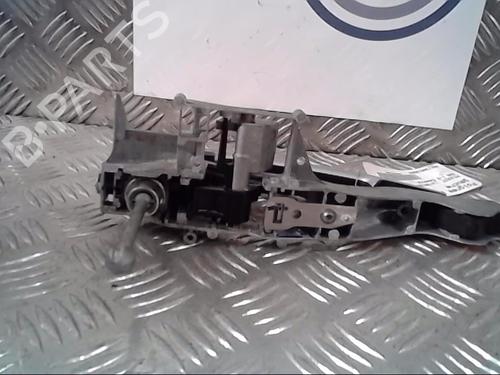 Used Front left exterior door handle PEUGEOT 208 I (CA_, CC_) 1.2 VTI 82 (82 hp) 13864104