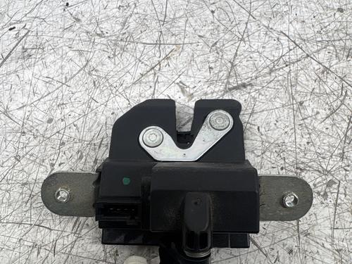 Used Tailgate lock Tailgate lock 38491437 38491437