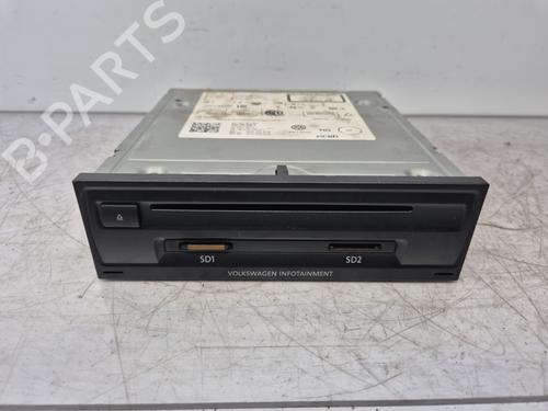 Used Radio VW POLO V (6R1, 6C1) 1.2 TSI 16V (90 hp) 32290991