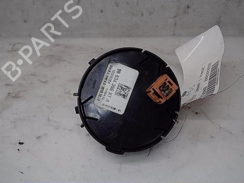 Used Switch PEUGEOT 3008 I MPV (0U_) 1.6 HDi (112 hp) 13839209