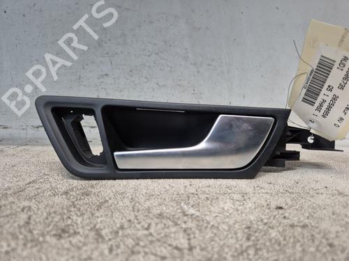 Used Front right interior door handle AUDI Q5 (8RB) 2.0 TDI quattro (170 hp) 24600579