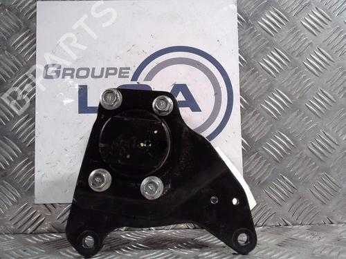 Used Left rear steering knuckle RENAULT KADJAR (HA_, HL_) 1.5 dCi 110 (HLA3) (110 hp) 14549226