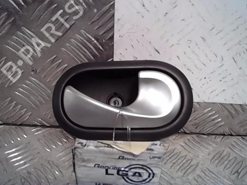 Used Front right interior door handle RENAULT CLIO III (BR0/1, CR0/1) 1.5 dCi (BR17, CR17) (86 hp) 13859810