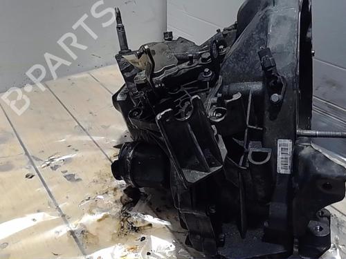 Used Gearbox RENAULT CLIO II (BB_, CB_) [1998-2016]  23989681