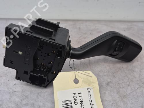 switch-ford-focus-ii-convertible-2006-2007-2008-2009-2010-32715045 main image