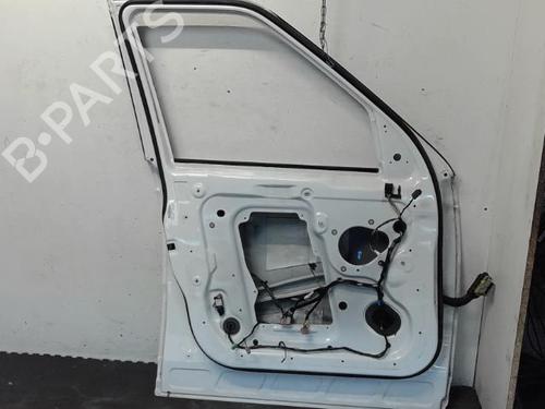 Left front door LAND ROVER RANGE ROVER SPORT I (L320) 3.0 D 4x4 | BP22330544C2 