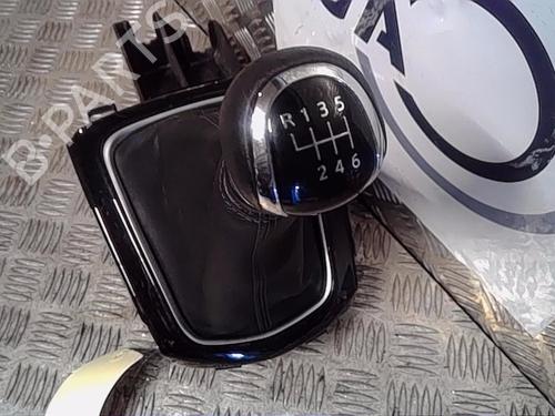 Used Gear lever NISSAN QASHQAI II (J11, J11_) 1.6 dCi ALL MODE 4x4-i (130 hp) 13858573