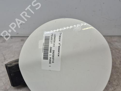 fuel-flap-peugeot-2008-i-cu_-2013-33210406 main image