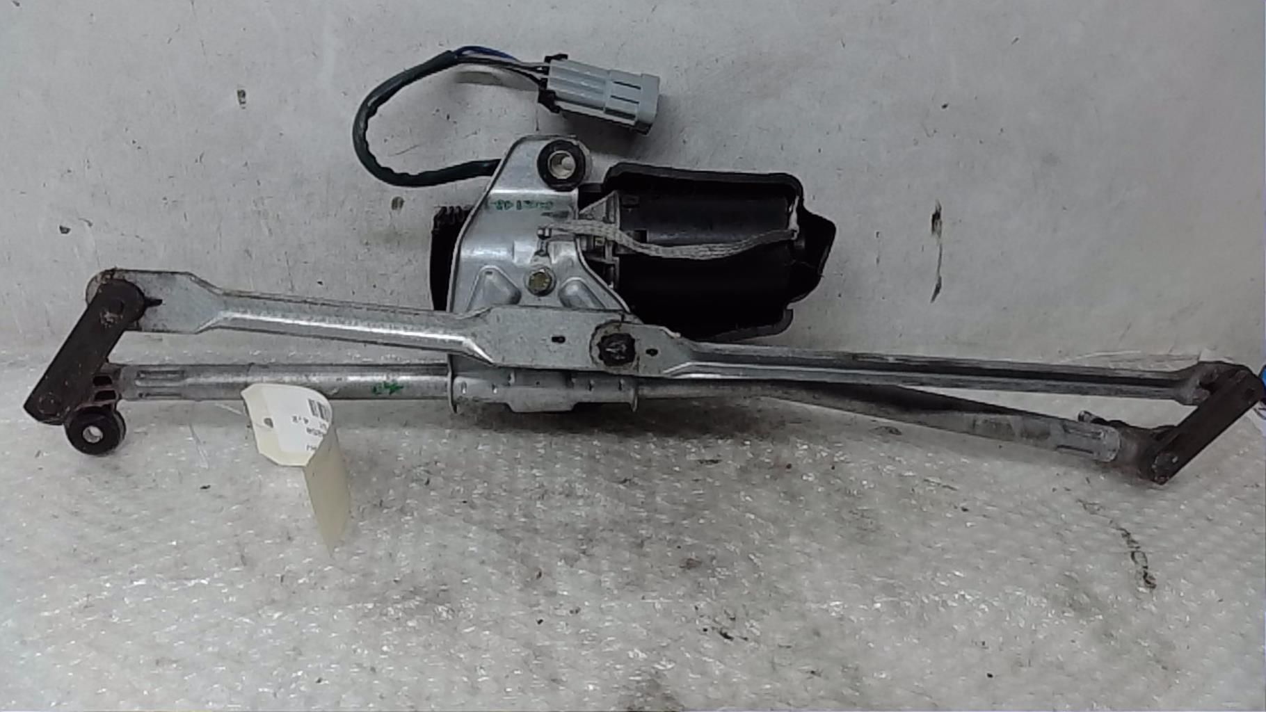 Front wiper motor – Maserati 4200 GT / COUPE Coupe 4.2 (2002-2007)