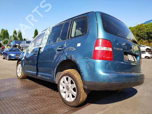 Engine control unit (ECU) VW TOURAN (1T1, 1T2)  | BP8072622M57 