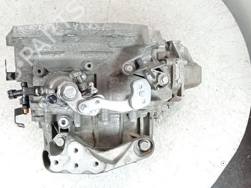 Gearbox OPEL MOKKA / MOKKA X (J13) 1.6 CDTI (_76) | BP31882126M3 