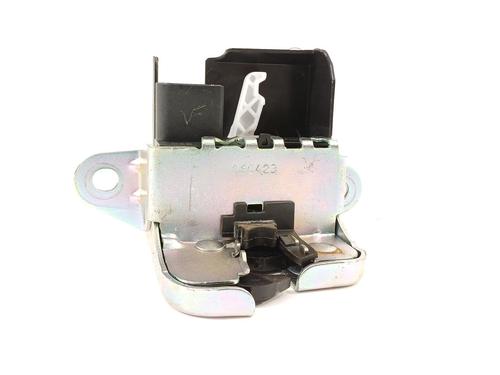 Used Tailgate lock CUPRA LEON (KL1, KU1, KUG) 1.5 eTSI (150 hp) 29258336