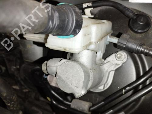 Used Brake master cylinder Brake master cylinder 37640206 37640206
