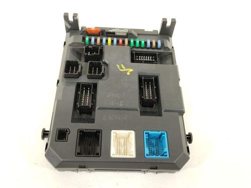 Used Fuse box Fuse box 38286886 38286886