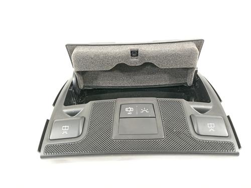 Interior roof light MERCEDES-BENZ C-CLASS Convertible (A205) AMG C 43 4-matic (205.464) | BP18658574I8 