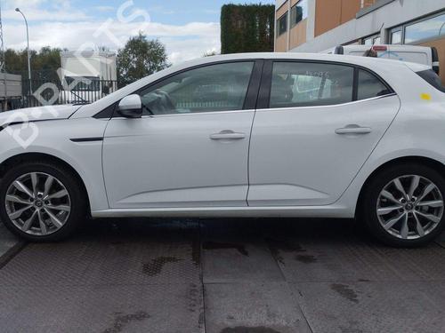 Fuse box RENAULT MEGANE IV Hatchback (B9A/M/N_) 1.5 dCi 90 (B9A1) | BP39617475E1 - Image 8
