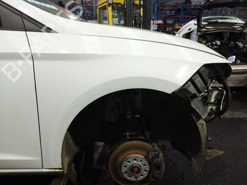 Forskærm Højre SEAT LEON (5F1) 2.0 TDI (150 hp) 31311524