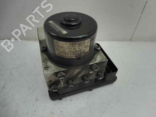Used ABS pump MERCEDES-BENZ CLK (C209) [2002-2010]  2686936