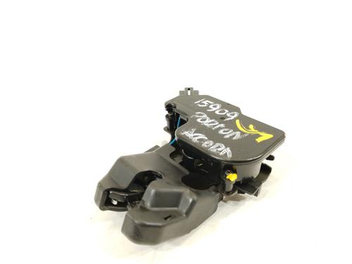 Used Tailgate lock HONDA ACCORD VII (CL, CN) 2.2 i-CTDi (CN1) (140 hp) 30750624