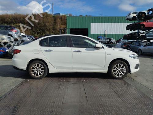 Left front window switch FIAT TIPO Saloon (356_, 357_) 1.4 LPG (356SXF1B) | BP31334137I27 - Image 1