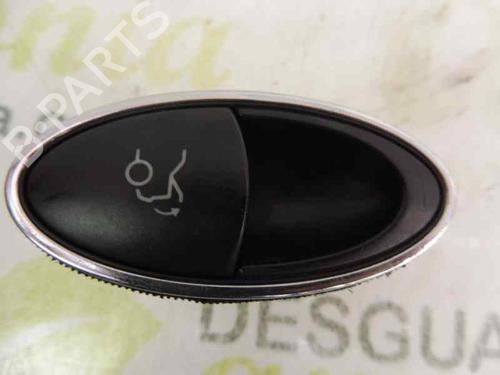Switch MERCEDES-BENZ E-CLASS (W211) E 500 (211.070) | BP1968455I30 