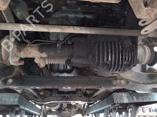Used Front differential MITSUBISHI PAJERO II (V3_W, V2_W, V4_W, V5_W) 2.8 TD (V46W, V26W) (125 hp) 29447577
