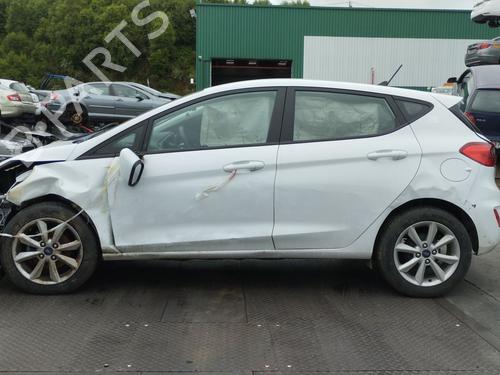 Brugte FORD FIESTA VII (HJ, HF) 1.0 EcoBoost (95 hp) 2989655