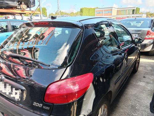 Fuse box PEUGEOT 206 Hatchback (2A/C) 2.0 HDI 90 | BP26134193E1 