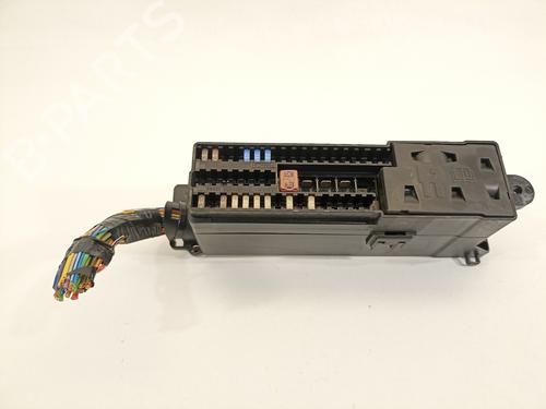 Used Fuse box FORD FOCUS III 1.0 EcoBoost (125 hp) 13561455