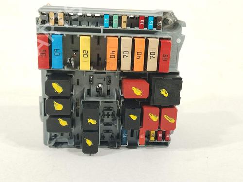 Used Fuse box Fuse box 38517399 38517399