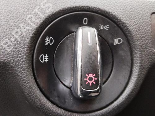 headlight-switch-seat-toledo-iv-kg3-2012-2013-2014-2015-2016-2017-2018-2019-16792018 main image