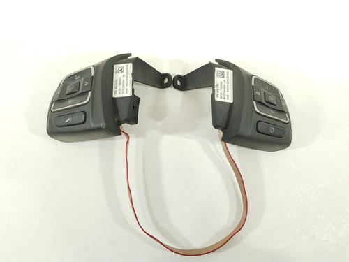 Used Steering wheel controls SEAT LEON (1P1) 1.9 TDI (105 hp) 29161422