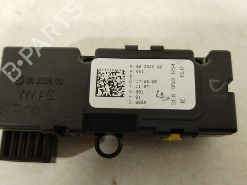 electronic-sensor-vw-passat-b6-3c2-2005-2006-2007-2008-2009-2010-2011-33941103 main image