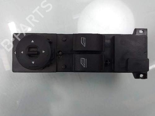 Used Left front window switch Left front window switch 5579100 5579100