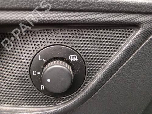 mirror-switch-skoda-rapid-spaceback-nh1-2012-2013-2014-2015-2016-2017-2018-2019-35964148 main image