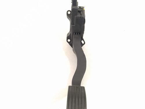Used Pedal Pedal 11862373 11862373